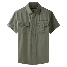 남성용 캐주얼 셔츠 여름 패션 탑 블라우스 남성 짧은 소매 5xL 100% 면화화물 군용 셔츠 녹색 캐주얼 옷 230228