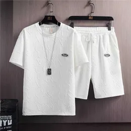 Мужские спортивные костюмы, летняя футболка, шорты, комплект из 2 белых мужских мужских шорт с объемными буквами в стиле ретро, уличная одежда с креативным узором Z0224