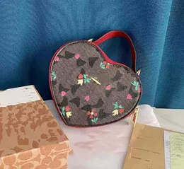 Bolso con forma de corazón de Lolita para mujer, bolso cruzado elegante, bonito y elegante, para el Día de San Valentín, regalo para el Día de San Valentín