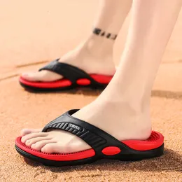 Tofflor Sälj Sommar Herr Tofflor Beach Flipflops Massage Sandaler Bekväma Herr Fritidsskor Mode Man Flip Flops Skor 230228