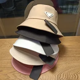 مجموعة هدايا الوشاح القبعة مصممة فاخرة شمس القبعة مصممة رقيقة الفاصوليا Sunbonnet الصيف وتصميم الأزياء للسيدات حبكة قبعة رسائل جاكارد للجنسين دلو القبعة