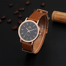 Armbandsur Soxy Brand Fashion Watches Män god kvalitet lyxiga klassiska läderremmar Black Dial Quartz armbandsur för man Reloj Hombre