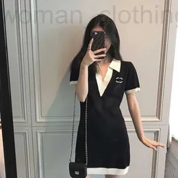 designer Women's dresses High version of polo collar black and white spell color classic dress letter embroidery temperament show thin slim skirt VUUA