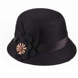 Berretti Cappello di lino Summer Spring Fedora di paglia per donna Vintage Western Bucket Bombetta femminile con fiore AD574Berets