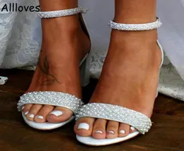Élégant Perles Chaussures De Mariage Bloc Talon Haut Ivoire Femmes Sandales À Bout Ouvert À La Main En Cuir Femmes Sandale Pour Les Mariées Marraige Accces6942911