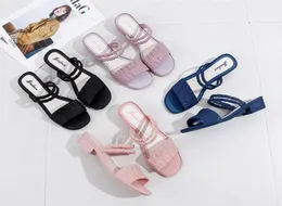New double strap slipper women039s casual sandals slipper light and comfortable beach shoes6556952