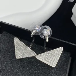 Diamond Charm Earrings Designer for Woman 925 Silver Needle أقراط الأزياء النحاسية إمدادات المجوهرات