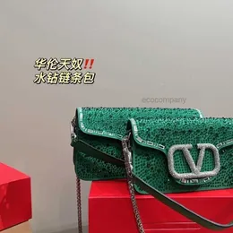 Crossbody Valentino Outdoor Bag Luxurys v Fashionable Women's Cute New Bag Full Chain Handheld Diamond Versatile Mesh Shoulder Red Small Square AVBU