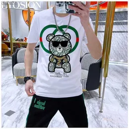 Nova camiseta masculina de verão 2022 moda urso estampa de dólar hip hop manga curta casual algodão streetwear camisetas decote oco plus size L230520