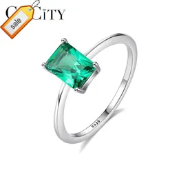 CZCITY HÖG KVALITET 925 Sterling Silver Luxury Green Gemstone Engagement Rings Smyckesgåvor Fingerring för kvinnor