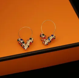 NY DESIGNER CLASSIC LOVE HOOP EARRINGS Fashion Style Studs Design Stamp rostfritt stål Guldpläterade Studörhängen för kvinnliga festgåvor