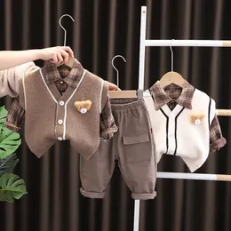 Primavera Autunno Bambini Gilet lavorato a maglia Camicia a quadri Pantaloni Neonati Set di abbigliamento Abbigliamento per neonati Abbigliamento sportivo per bambini