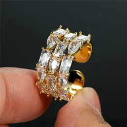 Bandringar söt kvinnlig kristallgeometri öppen ring guld silver färg engagemang lyxigt vitt zirkonbröllop för kvinnor