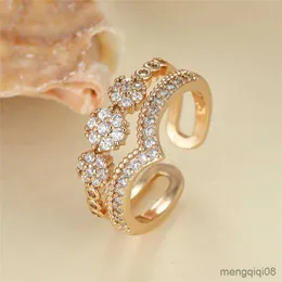 Pierścienie zespołowe luksus żeńska mała runda regulowana pierścień klasyczny szampan złoty kolor zaręczynowy biały ślub dla kobiet