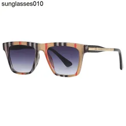 2023 New Pl Box Box Sunglasses Men and Women's Long UV400 Phicks Buy Buy One Pans of Sunglasse وأرسل اثنين