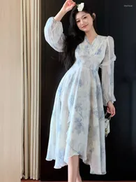 Sıradan Elbiseler Fransız Ruffles 2023 Çizim Zarif Uzun Kollu Baskılı Çiçek Yaz Peri Elbise Çin tarzı Vestidos De Noite