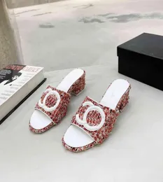 High quality Luxury Designer Beach Shoes Leather Beachs Sandals Letter cc Slippers Sexy Outdoor Women Channels grgDDDDD5980047