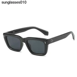 2023 Nya minimalistiska och personliga ris nagel tjock ram bredben solglasögon för köp ett par solglasögon och skicka två