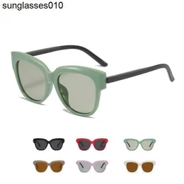 2023 Новый стиль кошачий глаз негабаритный солнцезащитные очки контрастируют французские солнцезащитные очки купить одну пару солнцезащитных очков и отправить два