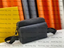 M22482 Fastline Messenger Bag Pre Collection Fall Winter 23 Aerogram skórzany projektant mężczyzn luksusowe krzyżowe torba na ramię M22611 granatowa czarna torba na ramię