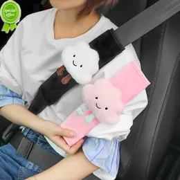 Ny 1 st Söt tecknad biltäte bälte täcker axel rem sele kudde barn barn säkerhetsbälte axel dyna auto nackstöd