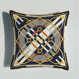 Luxury Square Designer Printing Pillow Case Cushion Cover Storlek 45*45 cm Hemtextiler för hemin inomhusdekorativ kudde och festliga familjegåvor