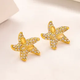 Nuevo estilo Diseñador Marca V Letra Stud Pendientes Nunca se desvanecen 18K Chapado en oro Pendiente de acero inoxidable Con incrustaciones de cristal Geometría Estrella de mar Anillo de oreja Regalo de joyería de boda