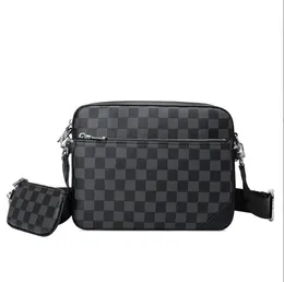 く日はお得♪ Mens Luxury Spray Damier 1 In 3 Districts Messenger Trio その他