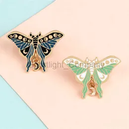 2023 Moon Phase Butterfly 에나멜 핀 여성 패션 곤충 Mmoth 브로치 펑크 동물 금속 옷깃 핀 배지 보석 선물 친구.