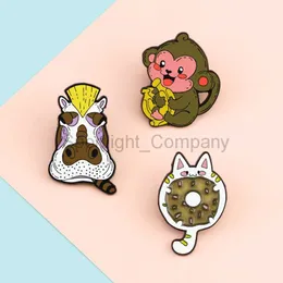 Creative Animal Emamel Pins Söt choklad Donut Cat Hippo Horse Monkey Banana Brosches Woman Cartoon Lapel Badges Kids Jewelry