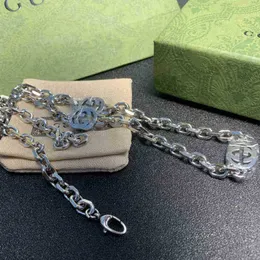 50% di sconto gioielli di design bracciale collana anello scava fuori lettere di personalità ad incastro rendono la vecchia tendenza punk delle donne degli uomini