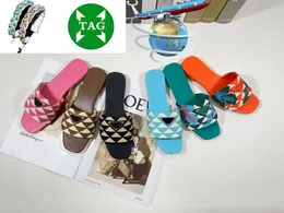 Дизайнерские сандалии Pantoufle Platform Fashion Romansantin Slide Ceather Casual Comfort Роскошный открытый крест Oran Sandal с коробкой женской шикал 35-42