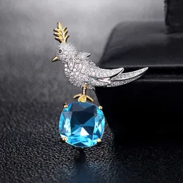 Pins Brooches Women's simple blue crystal bird luxury women's gold silver zircon alloy animal brooch safety pin G230529