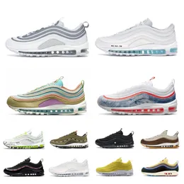 Max 97 Scarpe casual MSCHF x INRI Jesus Undefeated white Summit Triple White Metallic Gold Uomo Donna Designer Air 97s Sean Wotherspoon Sliver Bullet Trainers Sneakers