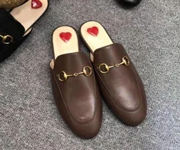 2021 real Leather Sandals Women men Shoes slippers flip flop soft cowhide Lazy luxury Designer Metal buckle beach Mules Classic ou8374668