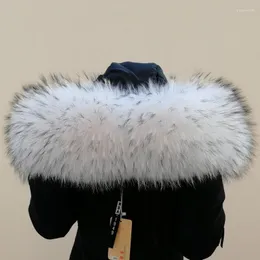 Schals großer Größe natürlicher echter Waschbärfellkragen für Frauen Mantel mit Kapuze wärmerer Winter Luxusschalpapier weiblich