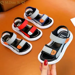 Sandaler Children's Baotou Sandaler Korean version av halkfri mjuk botten Small Medium och Big Boys Beach Shoes Baby Sandals 230602