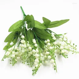 Dekorative Blumen Künstliche Maiglöckchen 7 Zweige Gefälschte Plastikblume Brautstrauß Hochzeit Party Dekor Flores Artificiales