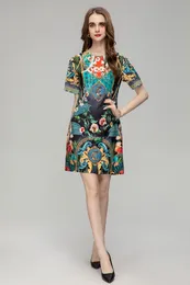 Sukienka okrągła z krótkim rękawem 2023 Spring/Summer Fashion Sain Flower Ręcznie robiona sukienka z koralikami