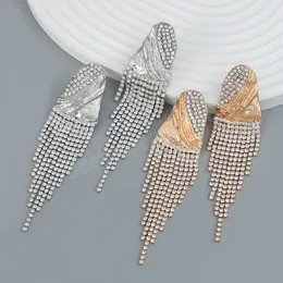 Orecchini con nappe con strass in metallo alla moda per orecchini pendenti con creatività esagerata da donna Accessori per gioielli da banchetto