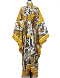 Etniska kläder Elegant europeisk tryckt Autumn 2023 Kuwait Bohemian Butterfly Sleeve Muslim Kaftan Hijab Maxi Dress African Oversize Boubou
