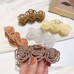 Klemmen Korea Retro Hollow Rose Blume Haarkrallen Clip Acryl Haarnadeln Kopfbedeckung Barrettes Girls Accessoire Stirnband Ponytail Drop del dhdb3