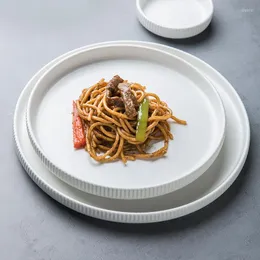 Set di stoviglie set di stoviglie in ceramica Nordic Matte in stile giapponese INS Piatti da insalata Coppa a piatto piatto piatto a piatto piatto