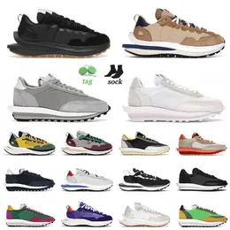 2023 Ldv x Sacai Waffle Outdoor Shoes Blazer Vaporwaffle Black Gum Sesamblå Void Mörk Iris för män Dam Fragment Grå Sneakers Sneakers 36-45