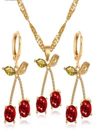 2020 New Crystal Cherry Jewelry Set for Bridal Wedding Jewelry Golden Plated Red Cherry Pendant Earrings Necklace Sets2283814