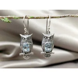 Charm Zhixuan Creative Owl Design Orecchini vintage per donna Argento antico intarsiato Cristallo blu Accessori per gioielli da festa di moda G230602