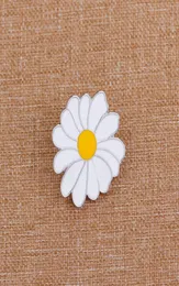 Cute Metal Badge White Daisy Flower Spring Time Easter Enamel Lapel Pin Brooches Women Girls Children ps07679577458
