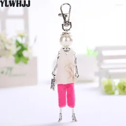 Keychains YLWHJJ 2023 Girl Lovely White Red Doll Car Keychain For Women Key Chain Style Fashion Jewelry Bag Pendant Brand Handmade