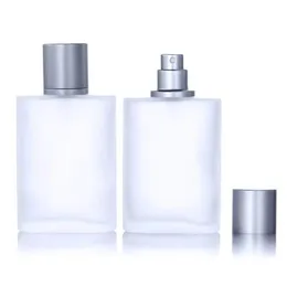 Flaskan 5st 50 ml tomt frostat glasåfyllningsbara fina dimsprayflaskor parfymatomizer flaskor med 3 gratis slags parfymdispenser