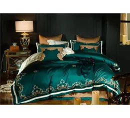 Green Red Luxury Gold Royal Embroidery 80S Egyptian cotton 47pcs Bedding Set Queen King Duvet Cover Bed sheetLinen Pillowcases T1476327